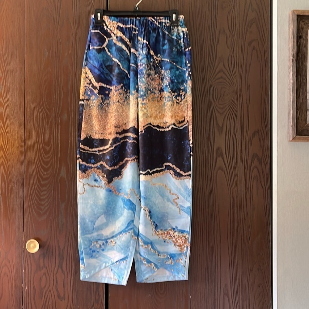 Misslook polyester blue and gold pull-on lounging pants. Size Small NWOT